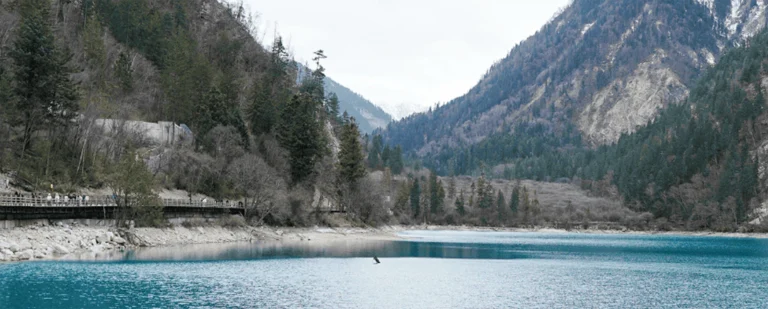 จิ่วจ้ายโกว…สวรรค์บนดินที่คุณสัมผัสได้จริง เที่ยวพรีเมียมครบทุกไฮไลท์กับ Panda Holiday